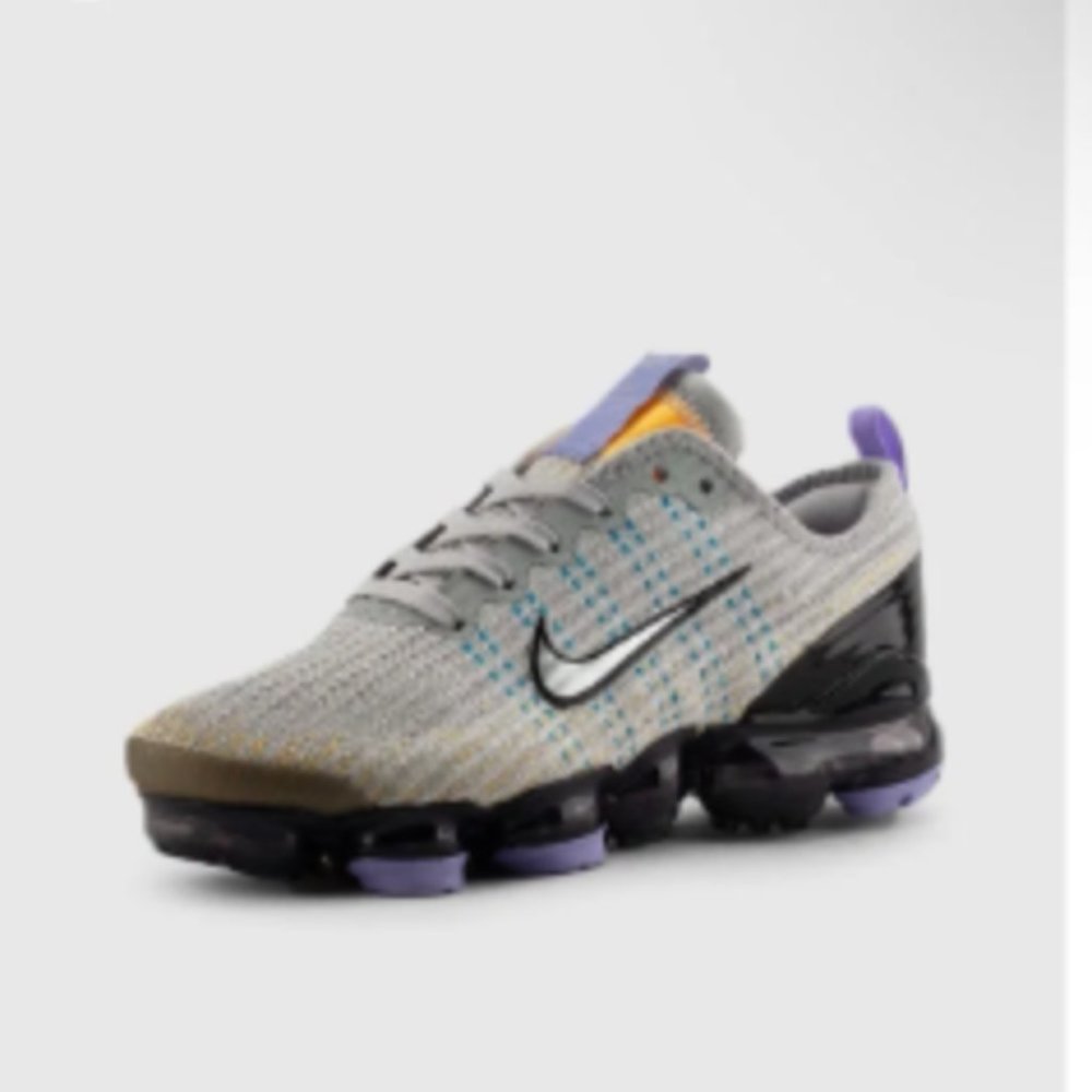 Grade School Air Vapormax Flyknit Grey